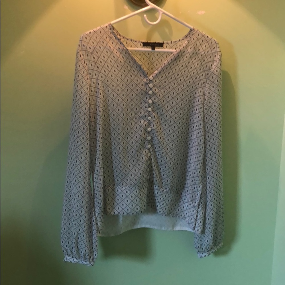 Long sleeve black and white patterned button down